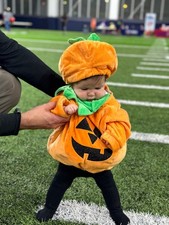 baby pumpkin costume Target Brand 0-6 months