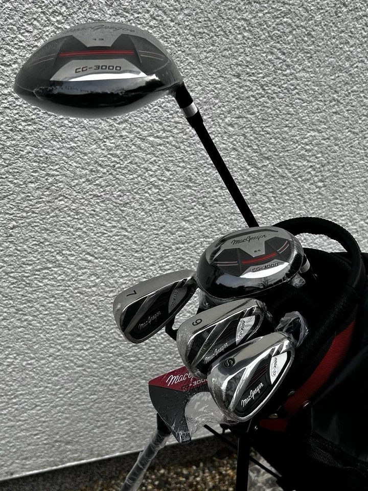 Einsteiger Herren Rechtshand MacGregor Driver, Hybrid, Eisen 7,9,SW, Putter Bag - Bild 2 von 4