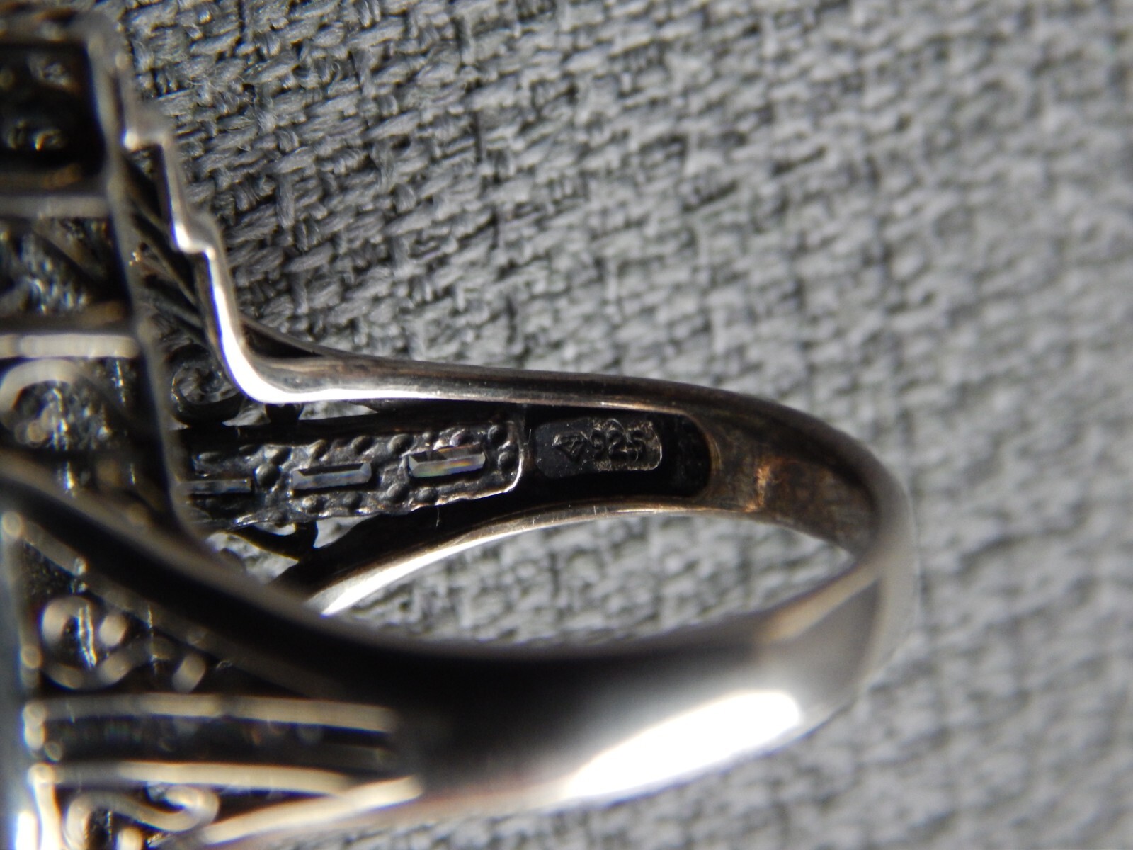 Picture 3 of 6