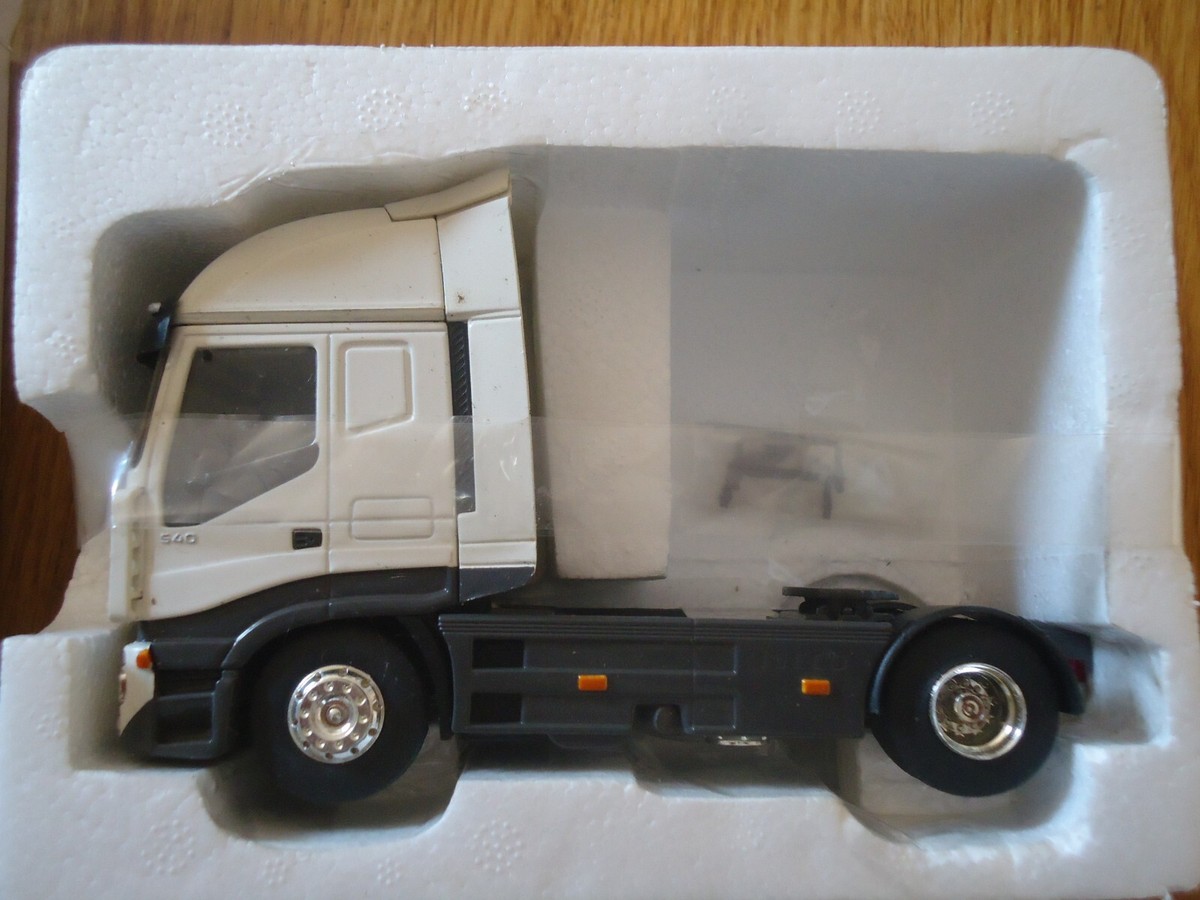 Eligor Iveco Stralis XP 2016 - 1/43, Tracteur Routier Gris, Boîte D'origine