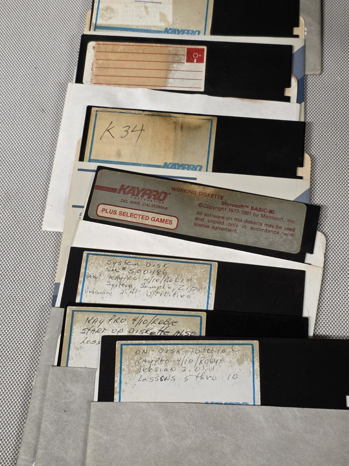 Vintage Kaypro 4 IV Computer For Parts or Repair PN 81-015 W/ Floppy ...