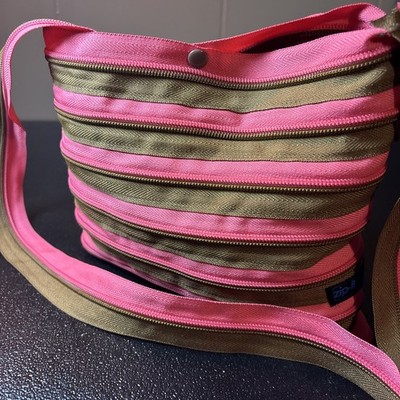Zip it Brand Pink And Brown Zipper Cross Body Purse Y2k 