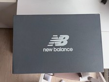 basket new balance homme MR530 taille 44,5 beiges