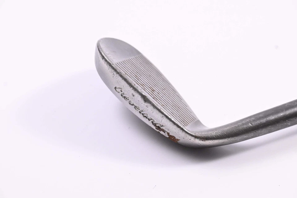 Cleveland 588 Tour Action Gap Wedge / 51 Degree / Wedge Flex Dynamic Gold Shaft - Image 3 of 4