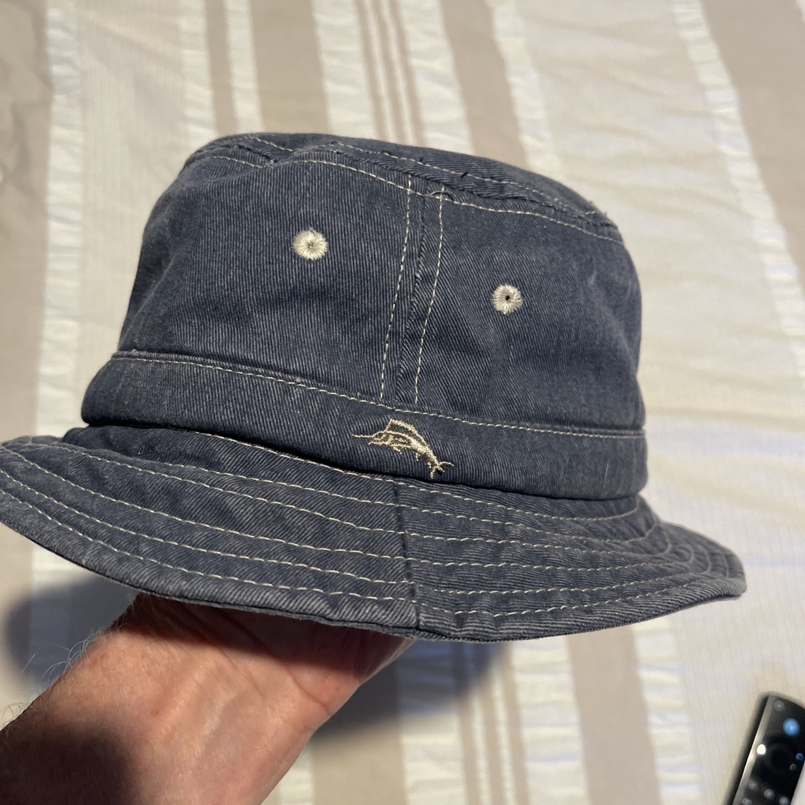 Tommy Bahamas Extra Large Blue Bucket Hat Preowned