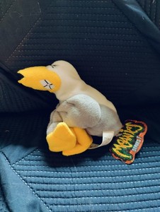 New 1997 Meanies Beanie Peter Gotta Peagull Crude Toilet Plush Series 1