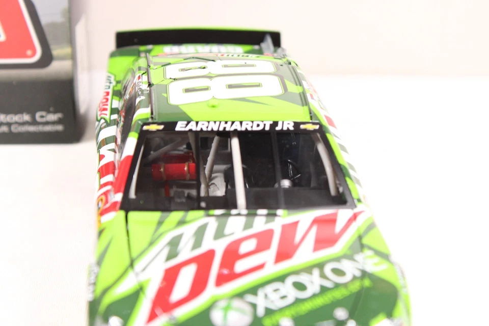 DALE EARNHARDT JR 2013 ACTION #88 XBOX ONE/MOUNTAIN DEW CHEVY /1,620 MADE XRARE! - Image 4 of 4