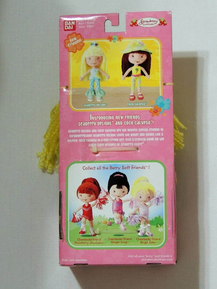 NEW IN BOX BANDAI STRAWBERRY SHORTCAKE SEABERRY DELIGHT 10" DOLL - Image 2 of 2