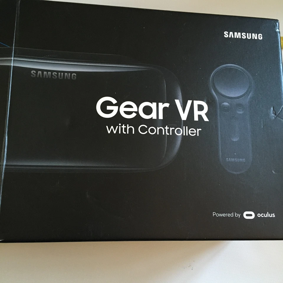 NO CONTROLLER Samsung Gear VR Powered By Oculus Virtual Headset - Image 2 of 2