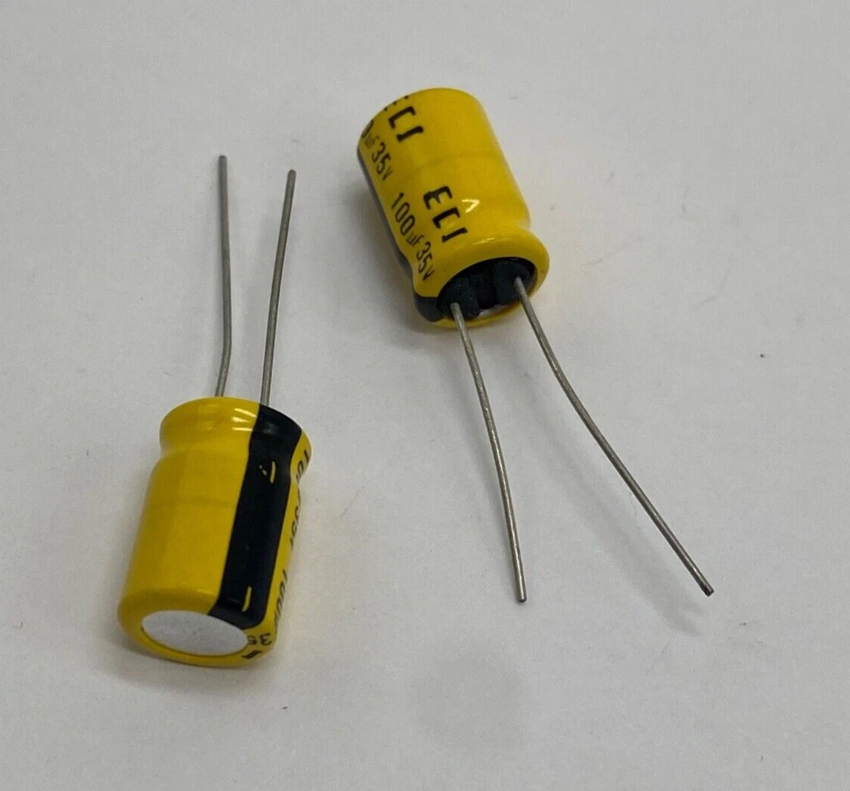 ECI Pack de 2, Condensador Electrolítico Radial NOS 100uf/35V Foto 2 de 2
