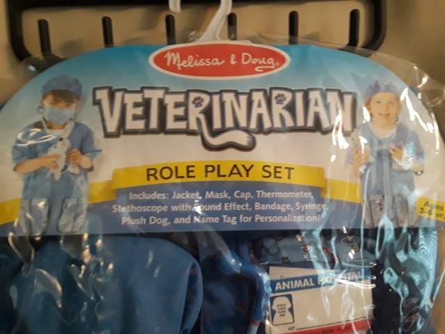 melissa and doug vet dress up