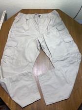 5.11 Men  s tan Tactical Series Pants 38 x 31  RN109614 CA04719 Khaki Work