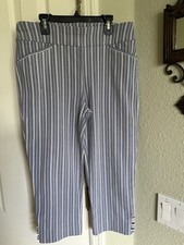 Chico s 8-10 Perfect Stretch Blue White Stripe Capri 691