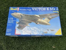 Handley Page VICTOR K Mk 2 PLASTIC MODEL PLANE KIT Revell Scale 1:72