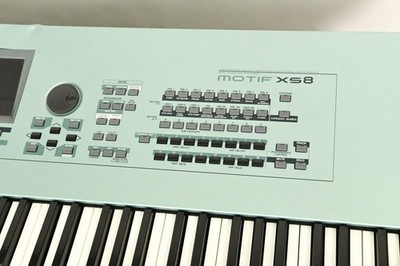 Yamaha Motif XS8 88-Key Synthesizer Keyboard Workstation CG01PEX