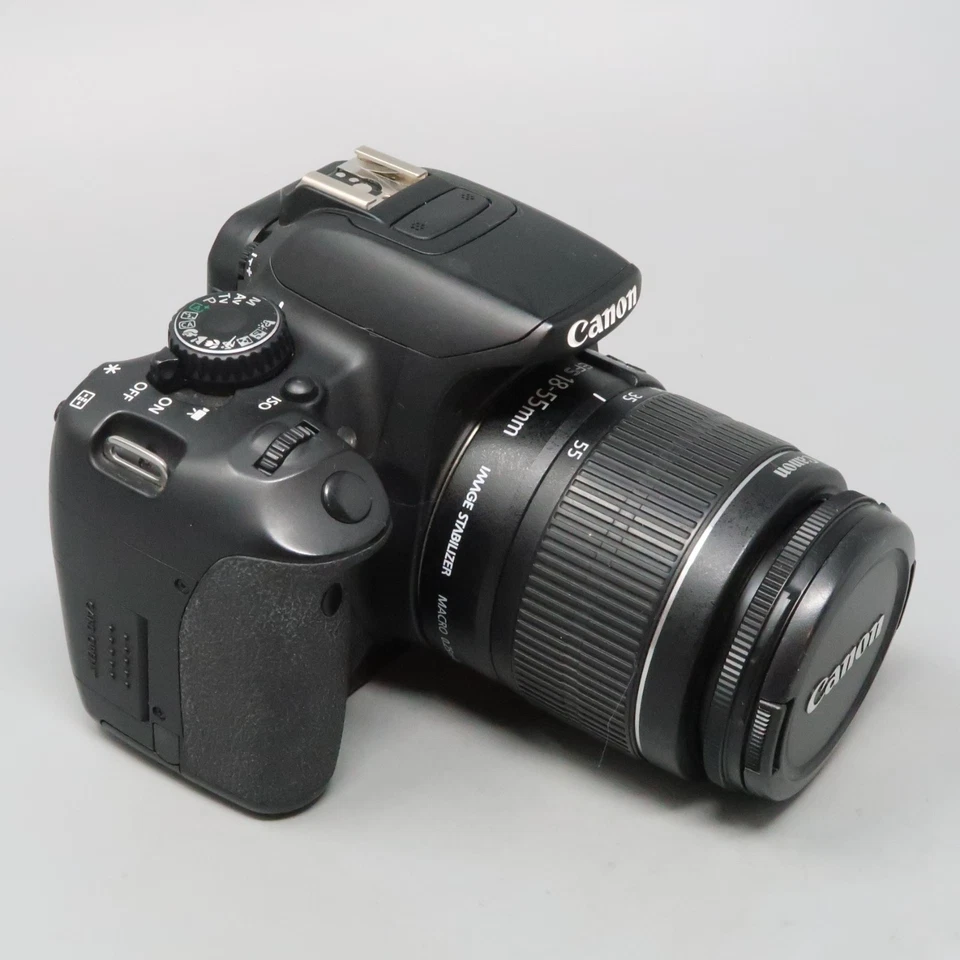 Canon EOS Rebel T4i 18MP DSLR Camera 18-55mm f/3.5-5.6 IS II Lens - Image 3 of 4