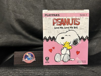 2026 Cryptozoic Peanuts Playpaks Series 3 Love Me, Love Me Not Gravity Feed Box