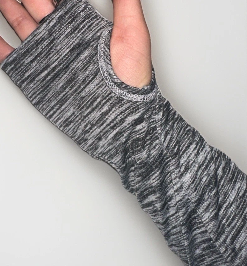 Top deportivo Victoria's Secret rosa manga larga para mujer talla S negro/gris Foto 4 de 4