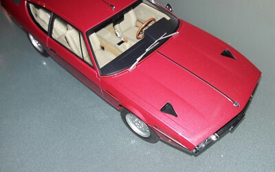 Autoart Modellauto 1:18 Lamborghini Espada Schwert rouge red neuwertig ohne OVP