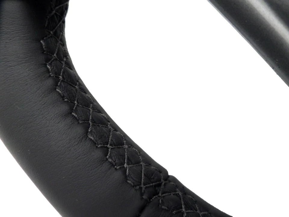 85551802 Volante negro térmico prechoque Chevrolet Tahoe Suburban 2021-22 Foto 4 de 4