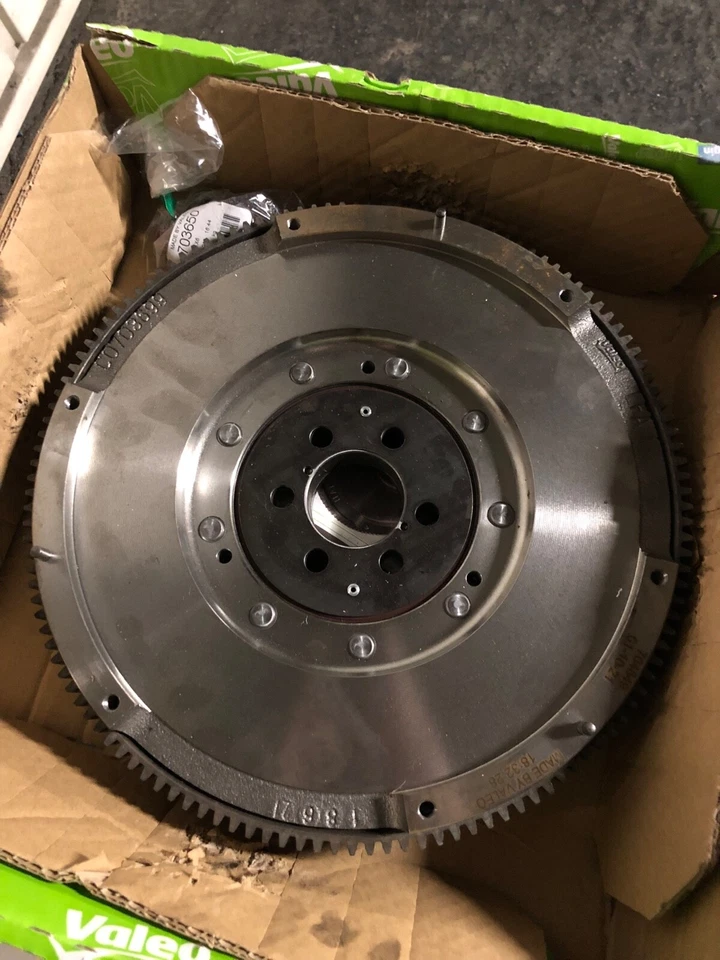 Volant Moteur 836246 VALEO VW AUDI SKODA SEAT - Photo 2/3