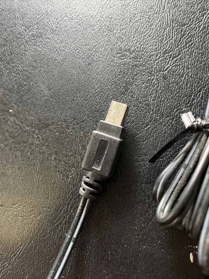 Cargador de teléfono Sprint modelo Gfp05iu-0505 Foto 4 de 4