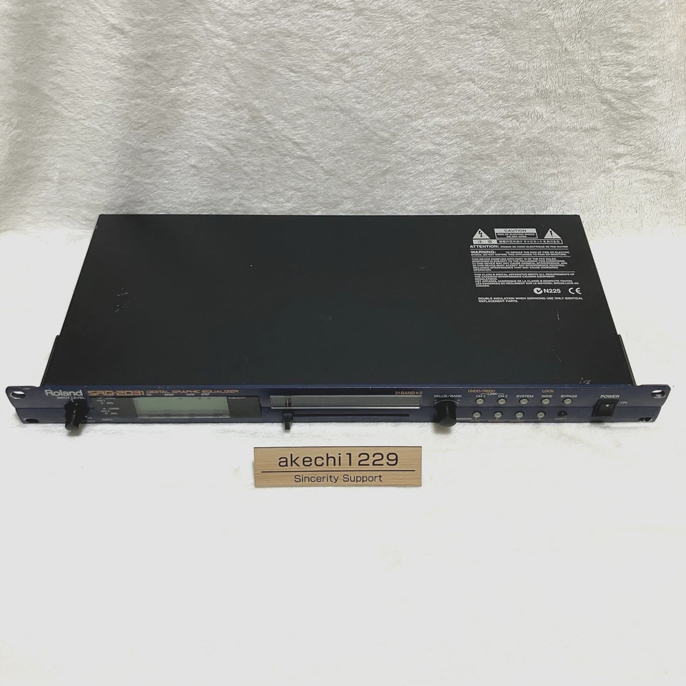 Roland SRQ-2031 Digital Graphic Equalizer w/ Power cable Used Tested AC100V - Image 2 of 4