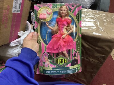 Mattel Wicked Glinda Witch Ariana Grande Fashion