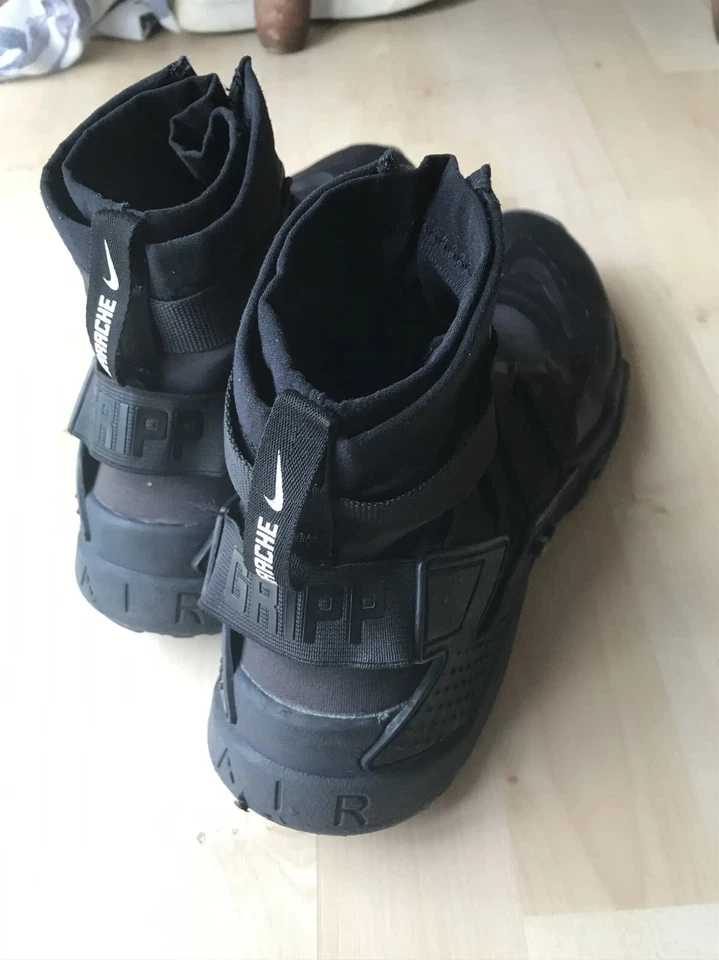 Nike Air Huarache Gripp Triple Black 10 US AO1730-002 - Image 3 of 4