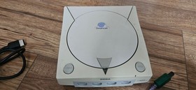 SEGA HKT-3030 Dreamcast Console UK PAL (used, tested, working - no power cable)