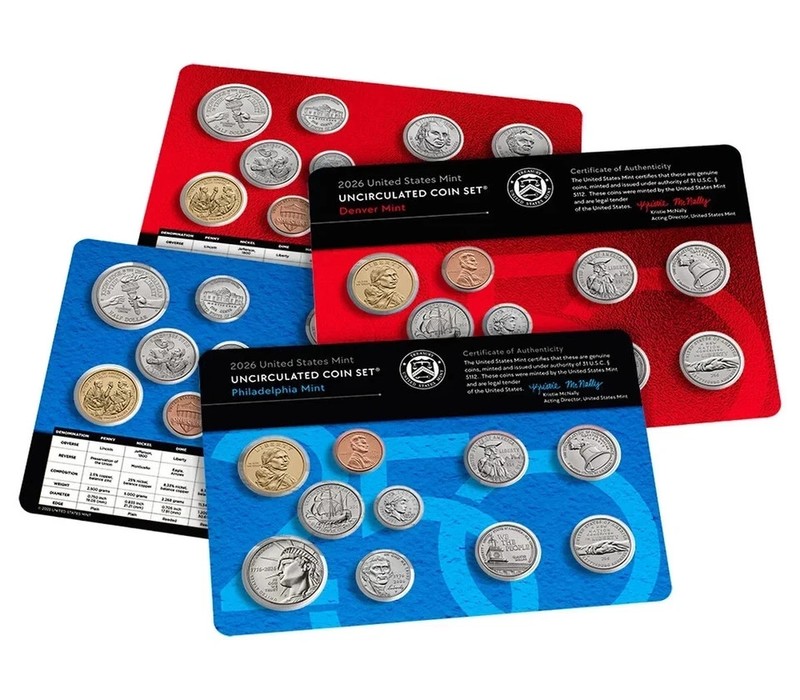 2026 P & D Uncirculated Coin Set US Mint With Dual Date Pennies - On Hand