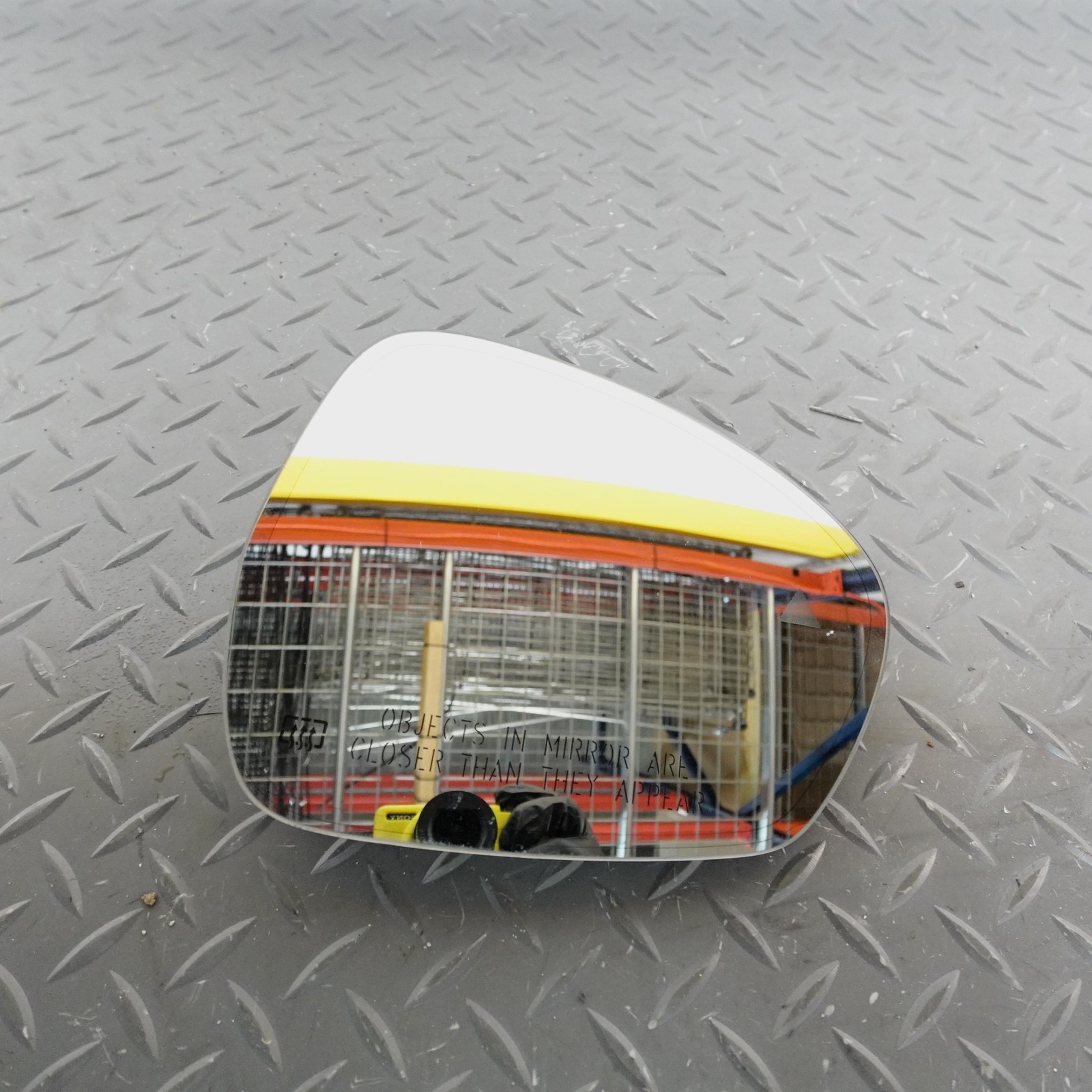 Maserati Grecale Folgore 2023-2026 Front Right Mirror glass