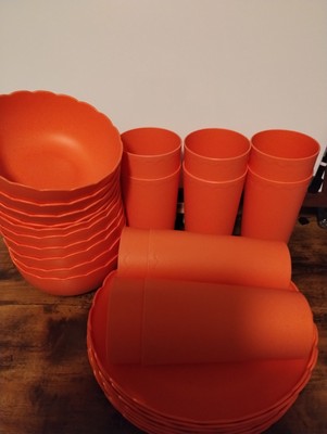 MAINSTAYS 30 Piece Plastic Scalloped Dinnerware Bundle Coral Plates Bowls Cups