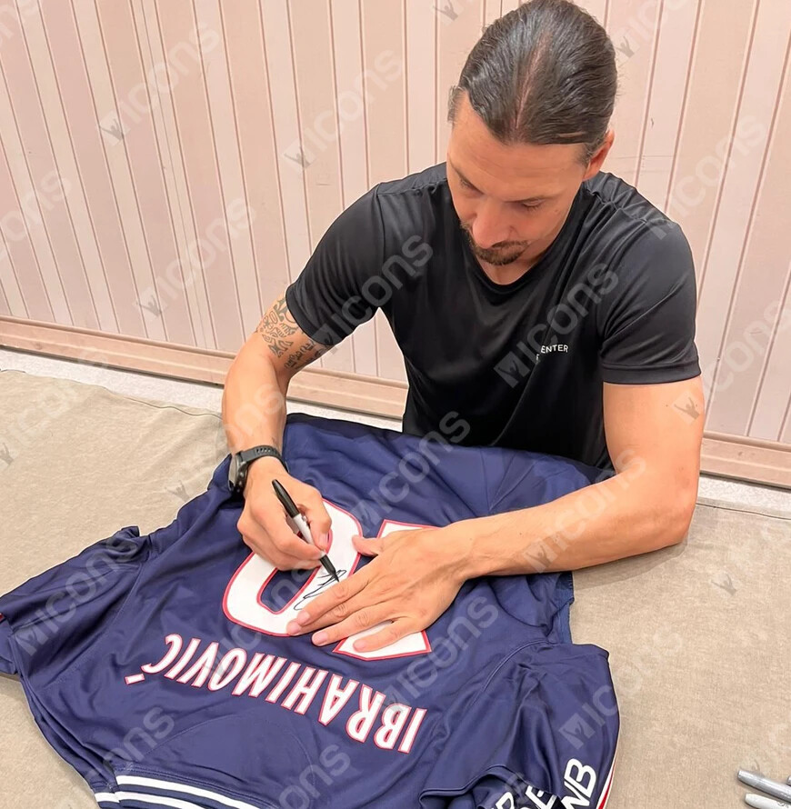 Zlatan Ibrahimovic Back Signed Paris Saint Germain #10 Jersey