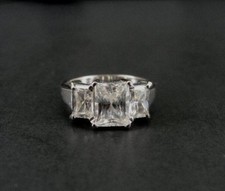 Ring Sterling Cubic Zirconia Three 3 Stones Pattern Size 8 Silver 925