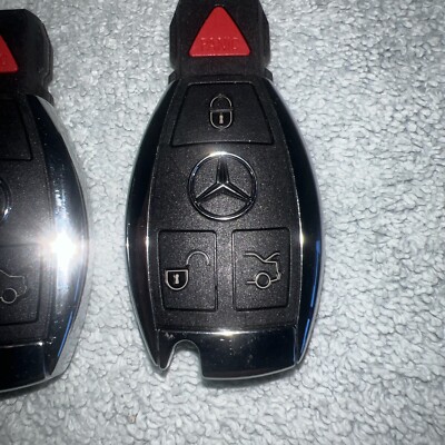 PAIR MERCEDES BENZ OEM GENUINE 4 BUTTON REMOTE SMART KEY FOB GLK