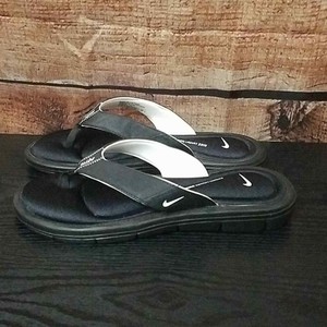 nike comfort fit flip flops