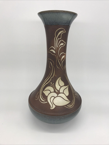 Vaso fiori giglio inciso Robert Maxwell 10,25" vintage ceramica artigianale blu raro usato in ottime condizioni - Foto 11 di 11