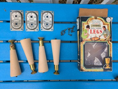 Vintage Gerber Deluxe Special Height Adjusters Hardwood Legs in Original Box 6''