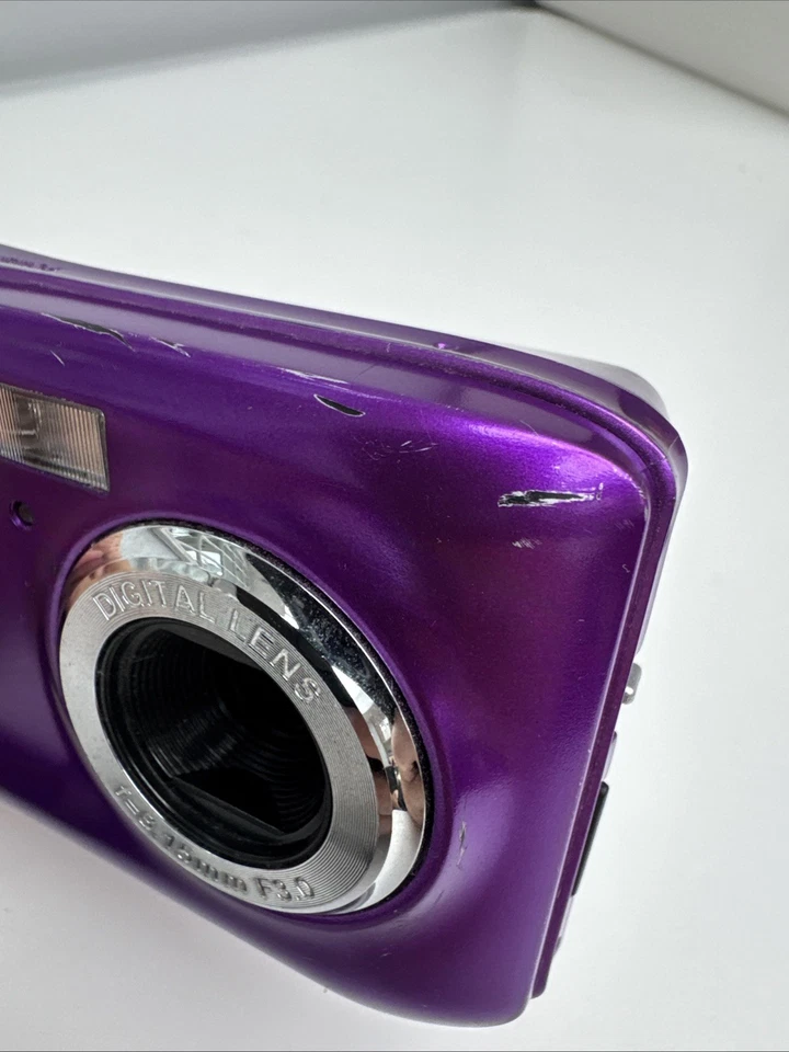 Vivitar ViviCam Digital Camera F128 14.1 Mega Pixel 2.7 Inch LCD Screen Purple - Image 3 of 4