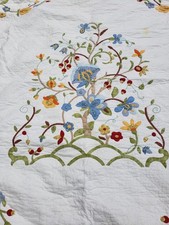 QUILT FLOWER PATTERN UNIQUE COLLECTIBLE FLORAL PATTERN MULTIPLE COLORS