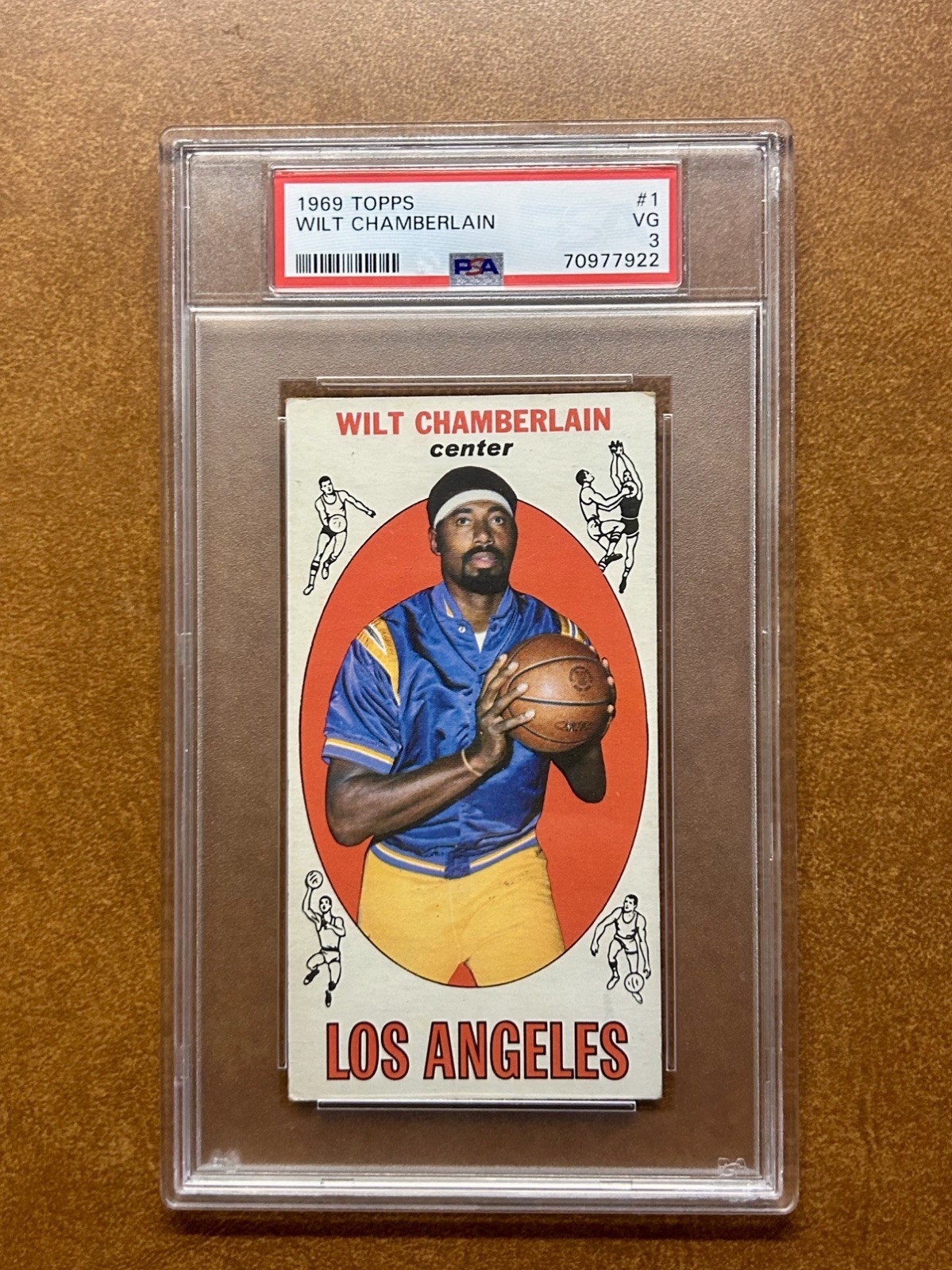 1969 Topps Wilt Chamberlain #1 Los Angeles Lakers PSA 3 VG (B75)