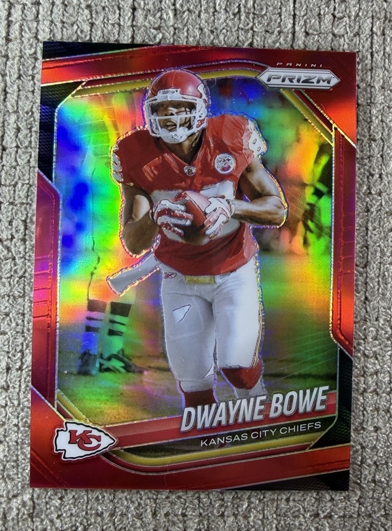 2025 Panini Prizm #46 Dwayne Bowe Red Prizm Parallel SSP Color Match