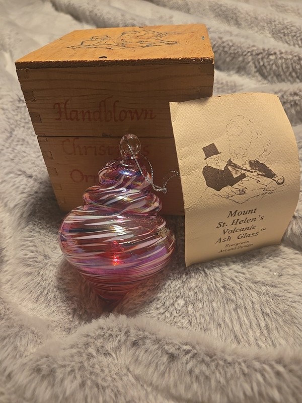 Mt St Helen Ash  Christmas Box With Glass Ornament Hand Blown Teardrop Taiwan 