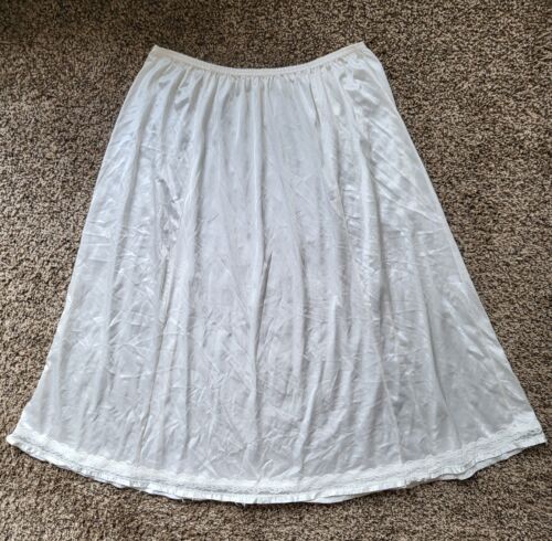 Lane Bryant Intimates Nylon Half Slip Skirt 18-20 - Picture 1 of 6