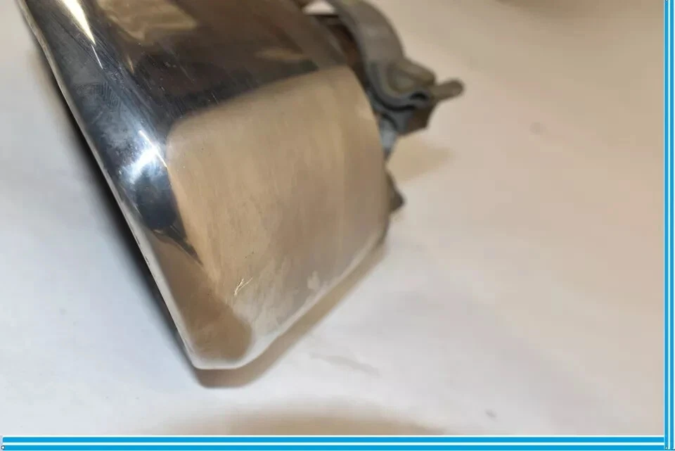 Punta de escape trasera izquierda del lado del conductor 11-18 Jaguar XJ XJL X351 CW9M5C279AB OEM Foto 3 de 4