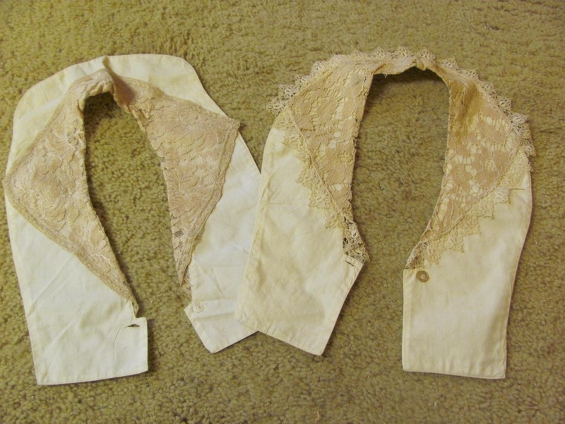 Vintage Lot of 2 Lace Dickies Bibs Collar Inserts 1930s-1940s Ecru for V-Necks