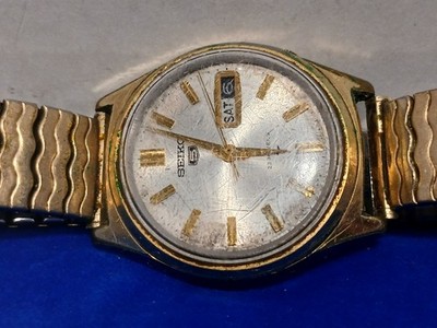 Vintage SEIKO 5 5126 - 7010 Automatic Day/Date Men's Watch From