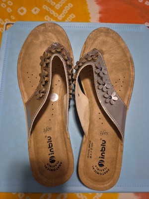 Inblu Women's Floral Comfort Flip Flops Silver Size 39 EU 8 US New No Box