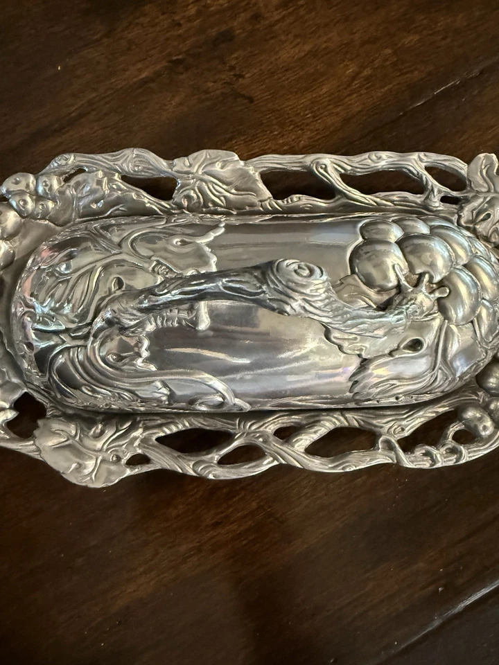 Plato de mantequilla cubierto Arthur Court Grape Vine 2001 hermoso con tapa Foto 3 de 4